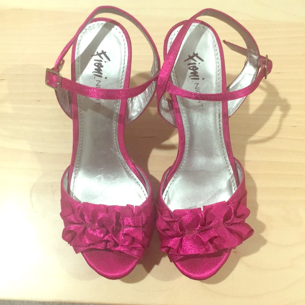 Pink heels with ruffles
